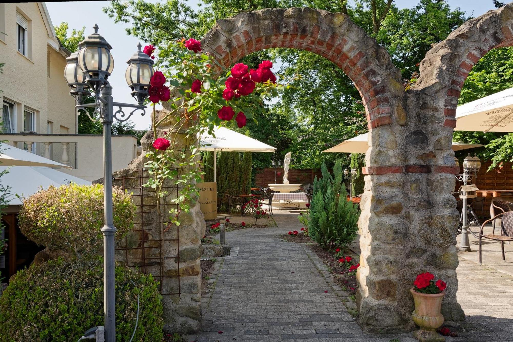 Отель Il Cavallino 3*